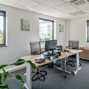 Bureau-4-300x300